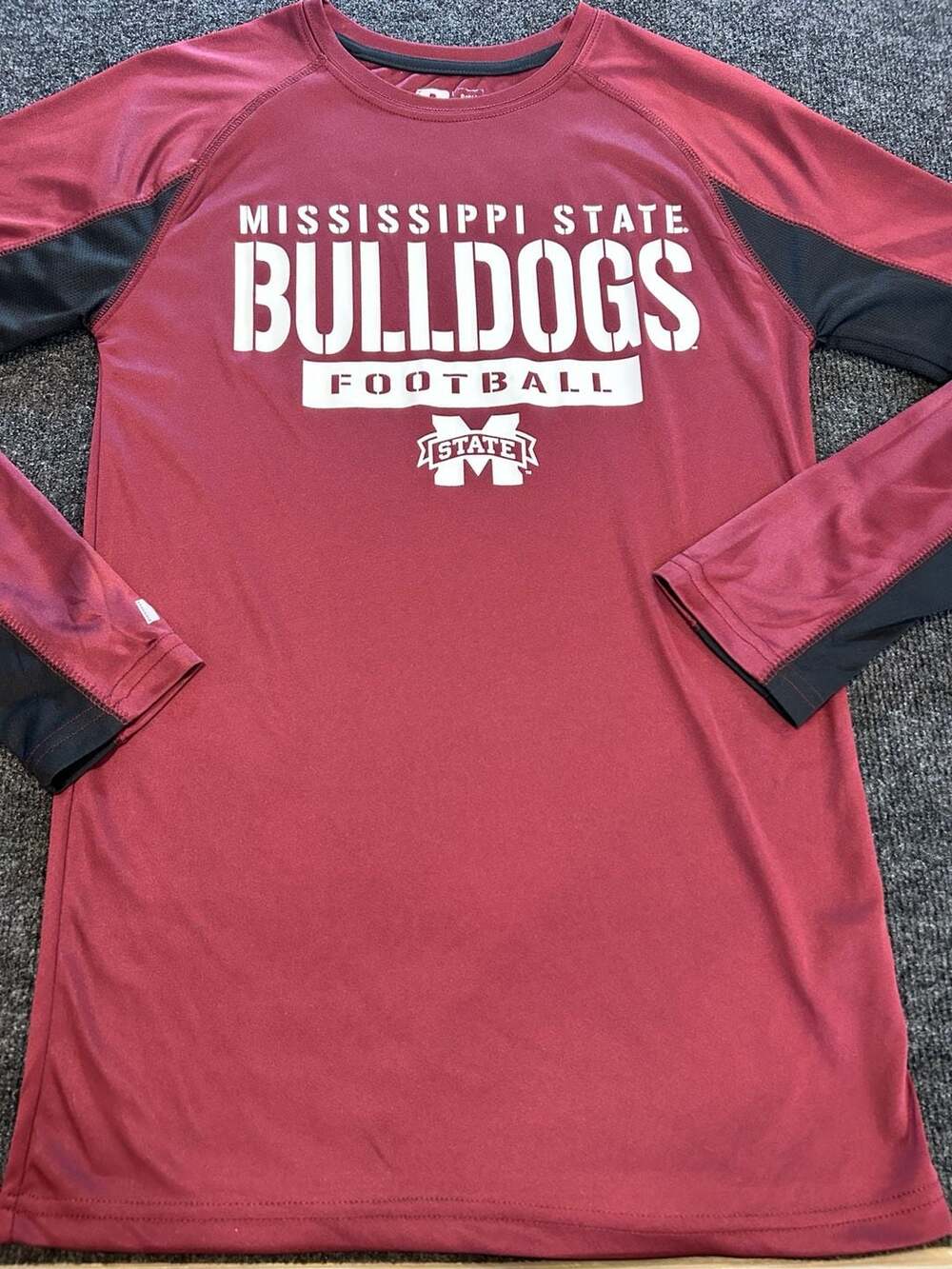Russell Mississippi State Bulldogs Long Sleeve Football T-Shirt Maroon Small